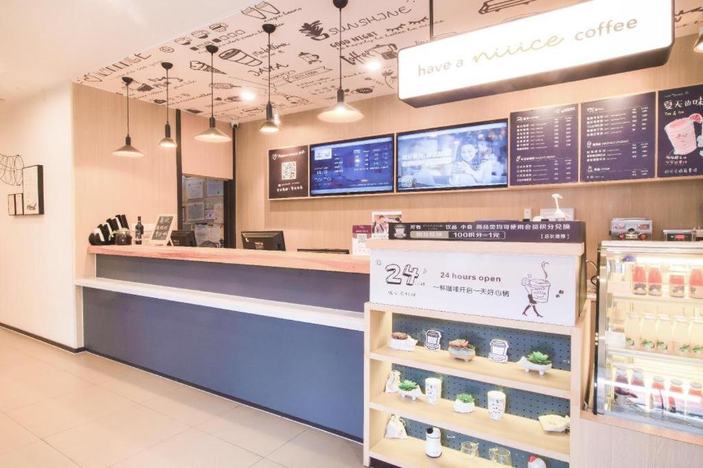 Hanting Express Changsha Middle Of Furong Road Xiangchun Road Zewnętrze zdjęcie
