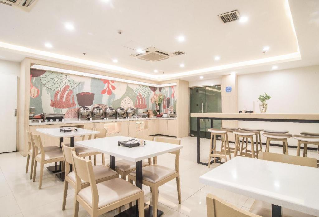 Hanting Express Changsha Middle Of Furong Road Xiangchun Road Zewnętrze zdjęcie